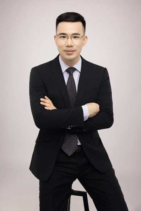 宋逸之 观经济研究与战略规划专家
