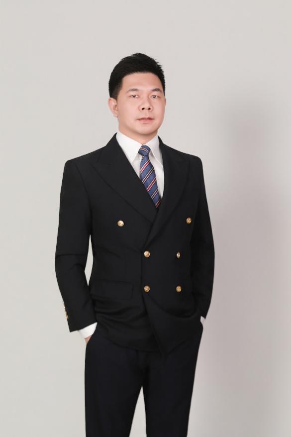 范文伟 金融贷款管理与清收策略专家