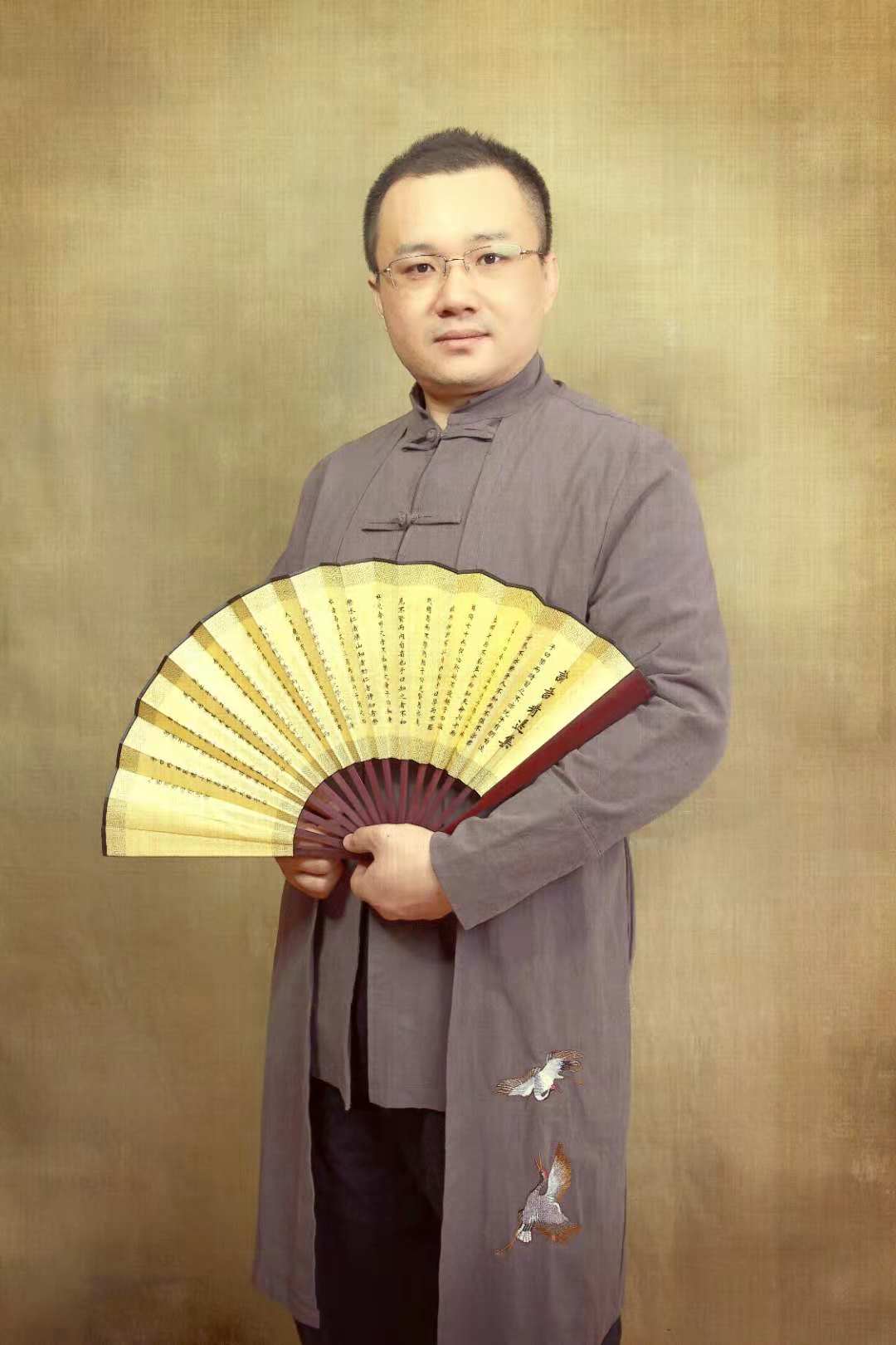 颜何 国学智慧应用专家
